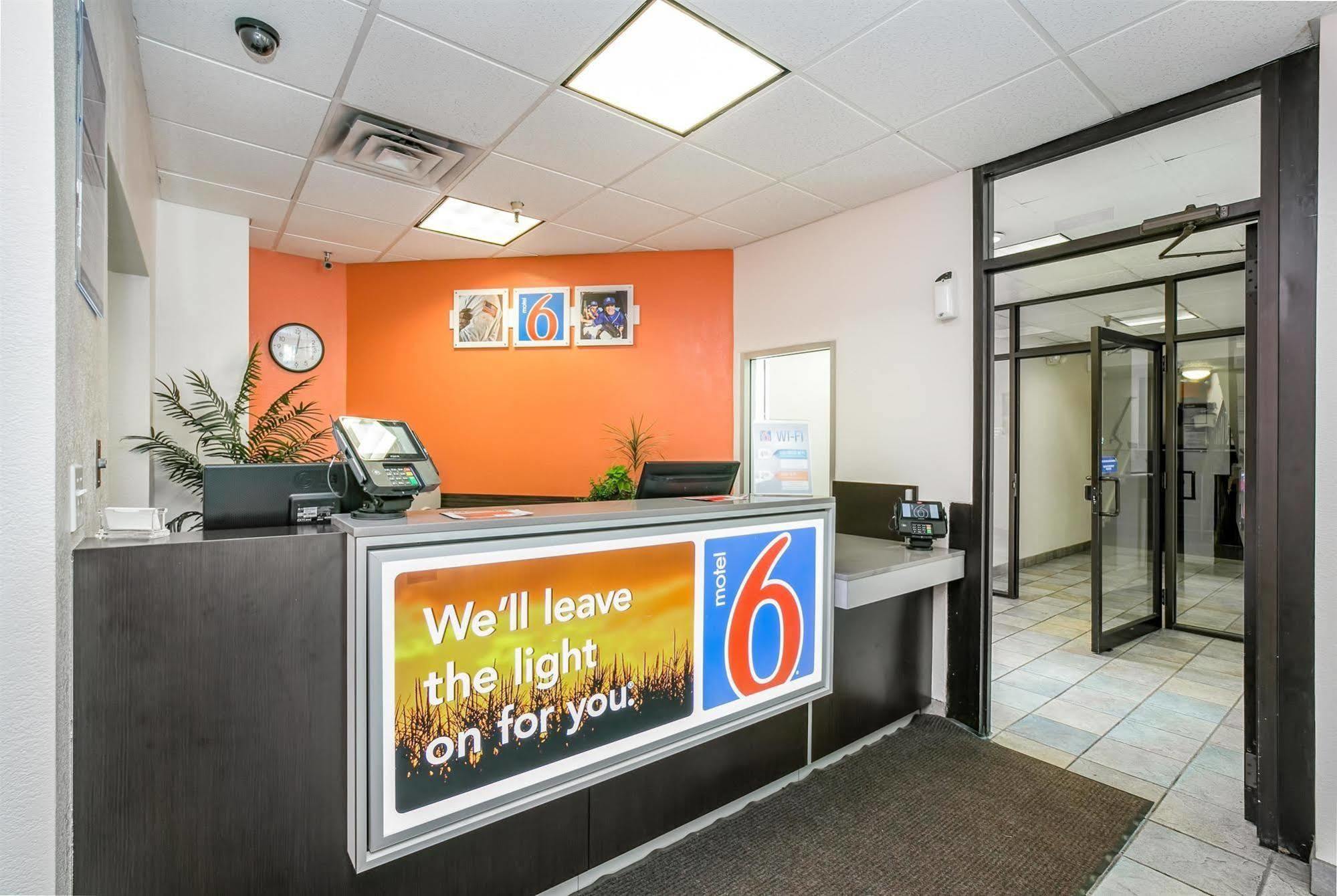 Motel 6 Minneapolis Airport - Mall Of America 外观 照片